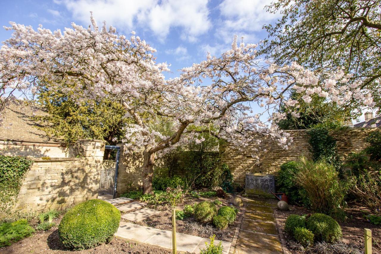 The Potting Shed, 5* Luxury Escape Cirencester Luaran gambar